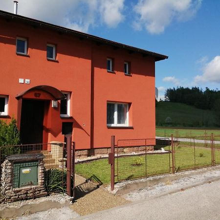 Ubytovani 67 Villa Kuncice nad Labem Екстериор снимка