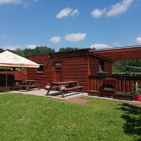 Ubytovani 67 Villa Kuncice nad Labem Екстериор снимка
